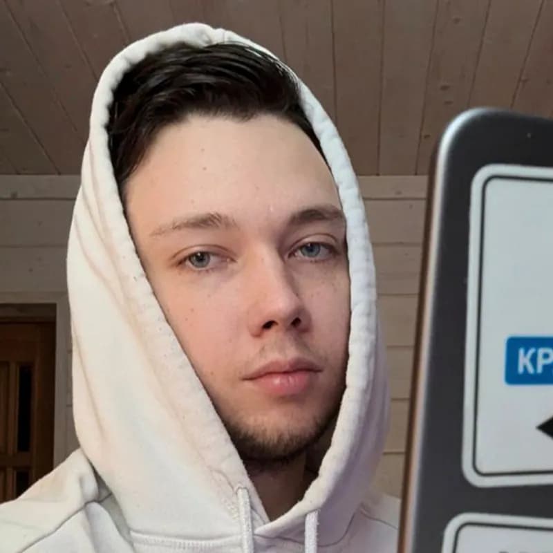 Никита Оленев